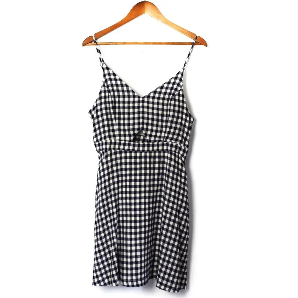 Altar'd State Elias Gingham Plaid Dress w/ Pockets - Picture 2 of 15